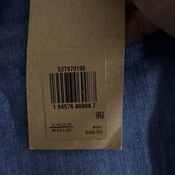 NWT Levi’s 720 HIGH RISE SUPER SKINNY WOMEN'S JEANS 30 - Picture 9 of 9